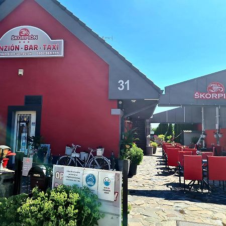 Penzion Skorpion Senec Exterior foto